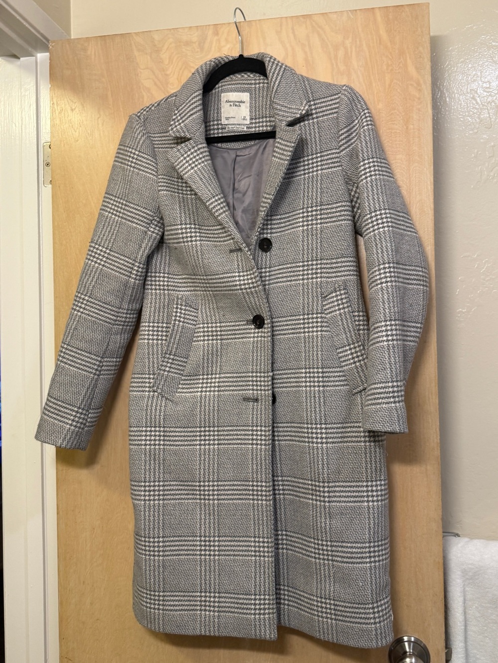 Abercrombie & Fitch Gray Plaid Wool-Blend Dad Coat size XS
